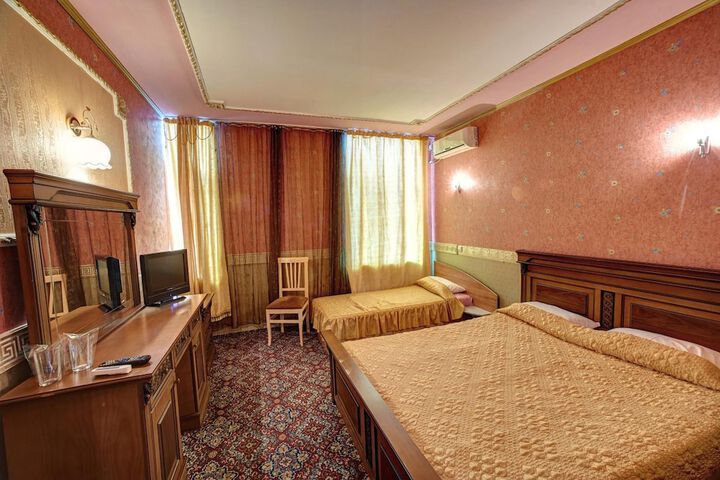 Room 19 of 45