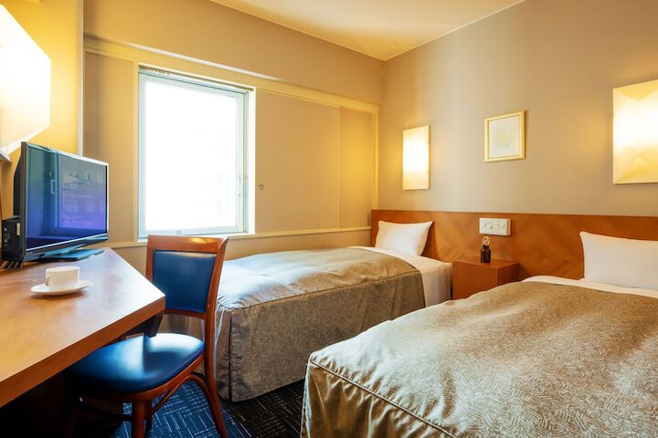 Room 15 of 85