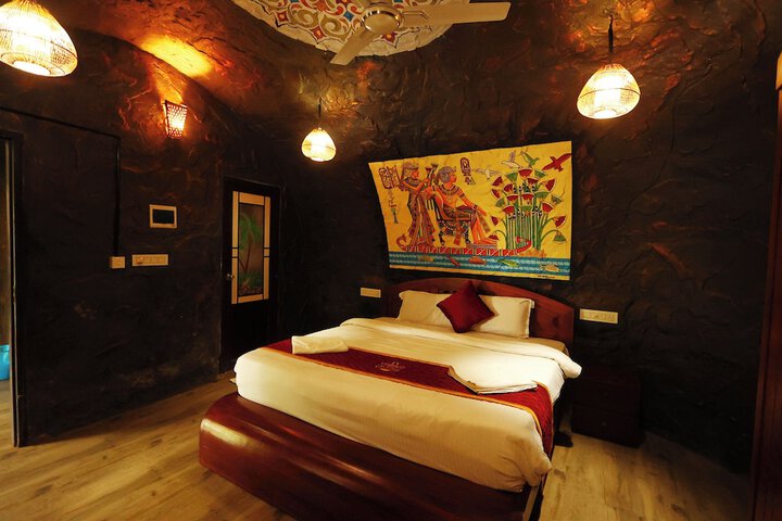 Room 18 of 47