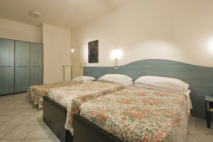 Room 15 of 41