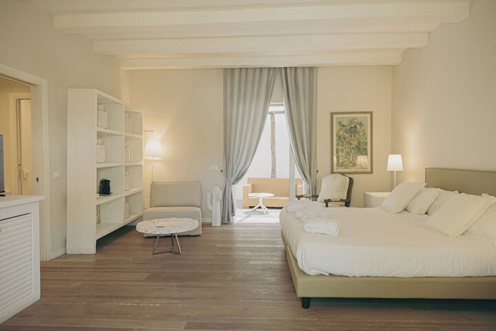 Room 38 of 85