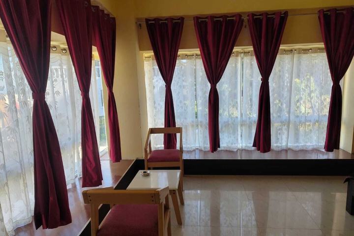 Room 6 of 7