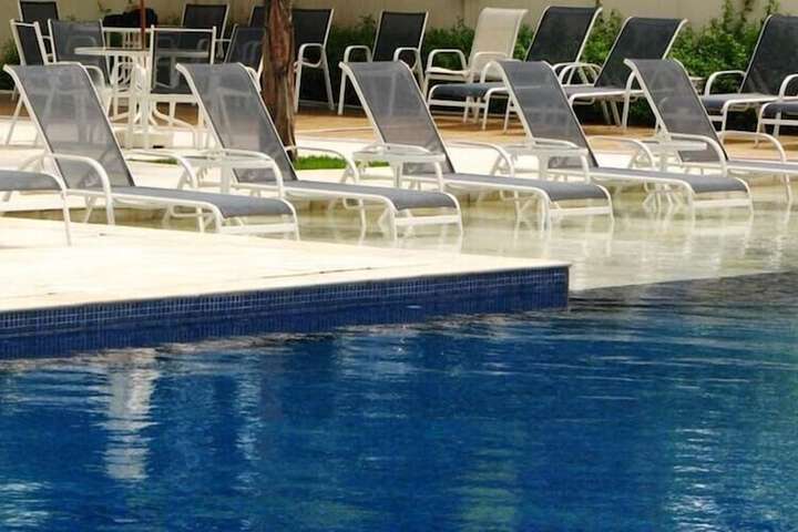 Pool 20 of 61