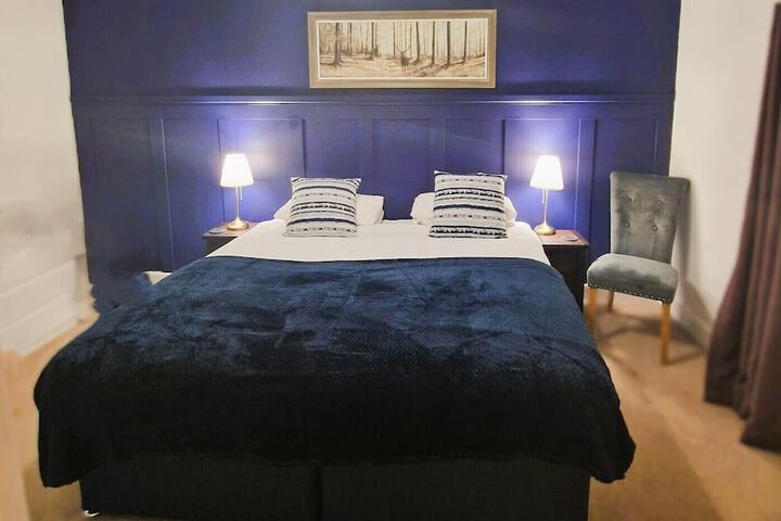 Room 7 of 37