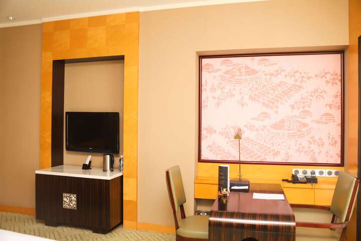Room 7 of 49