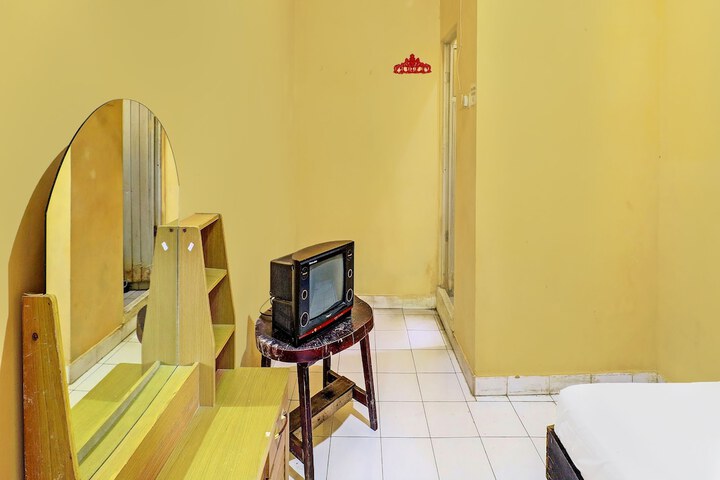 Room 15 of 30