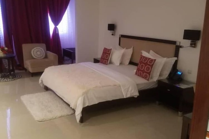 Room 29 of 50