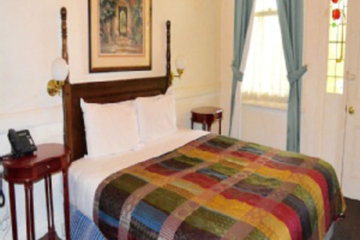 Room 261 of 768