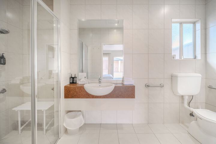 Bath Interior