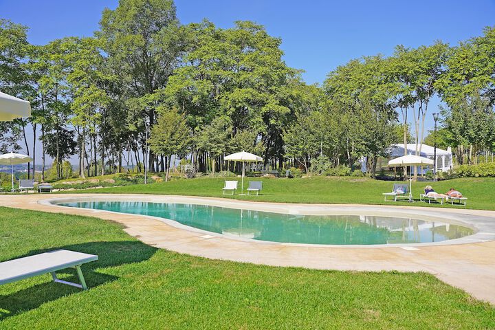 Pool 37 of 68