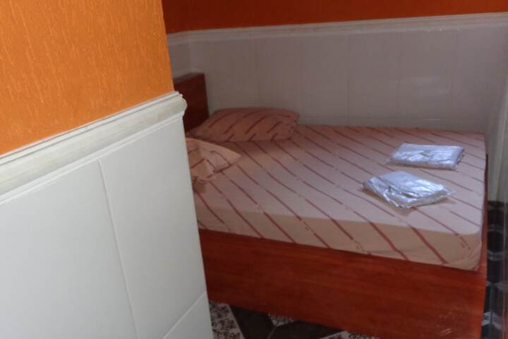 Room 8 of 52