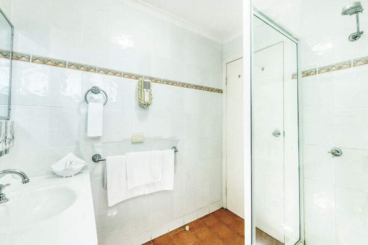 Bath Interior