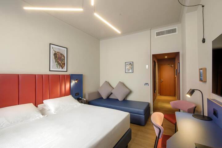Room 50 of 188