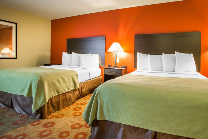 1 King Bed Suite (5 of 27)