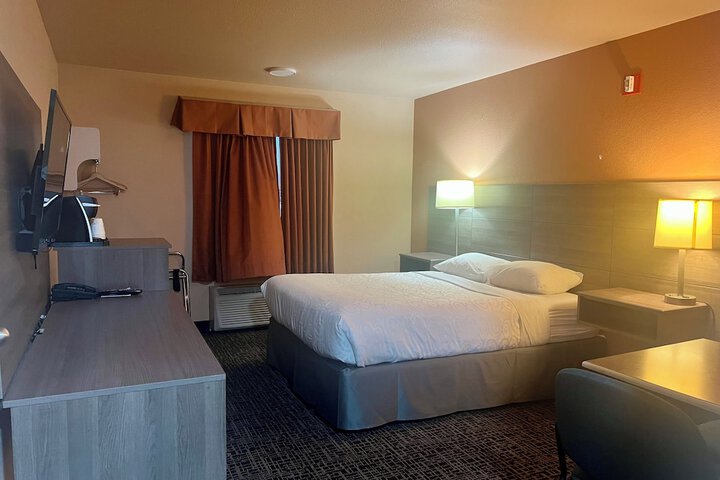 Room 7 of 43