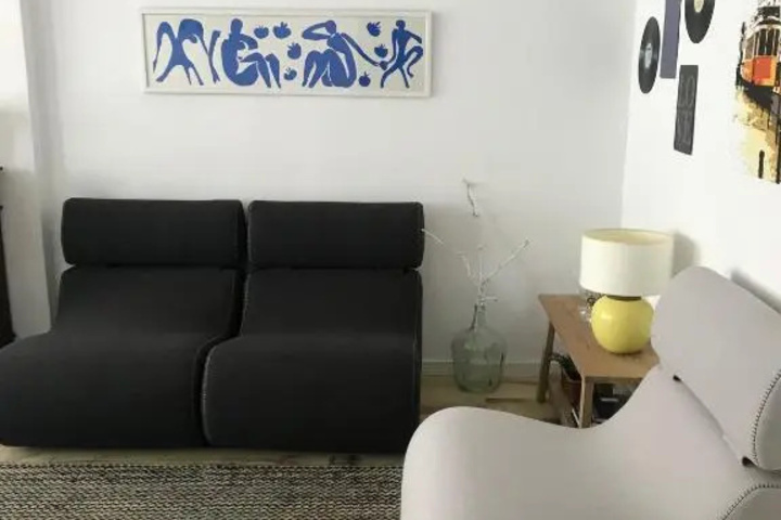 Room 3 of 6