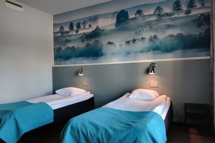 Room 10 of 44