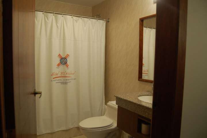 Room 28 of 39