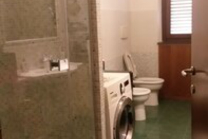 Room 2 of 13