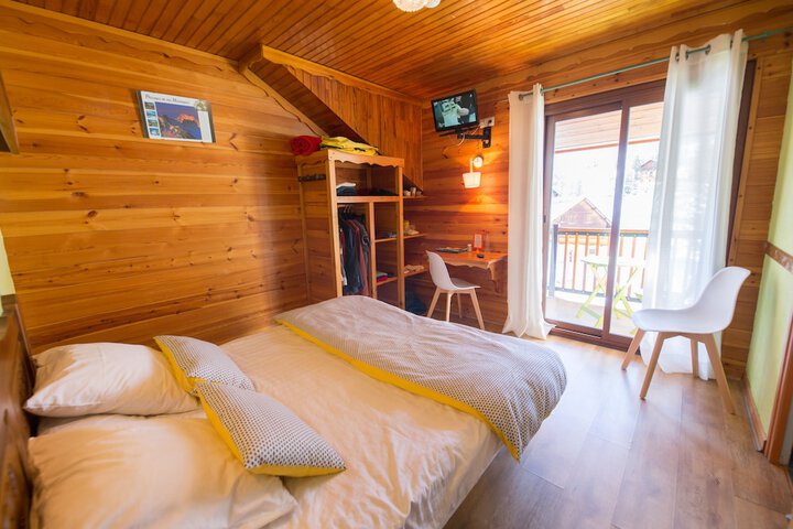 Room 13 of 60