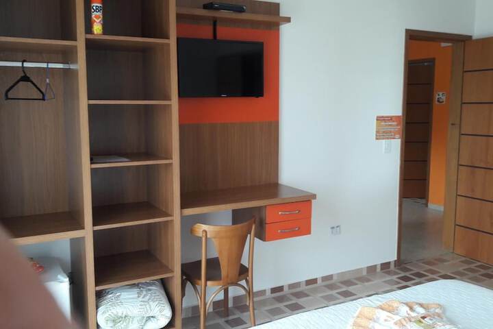 Room 15 of 38