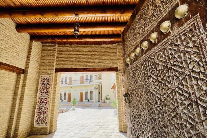 Lola Boutique Bukhara