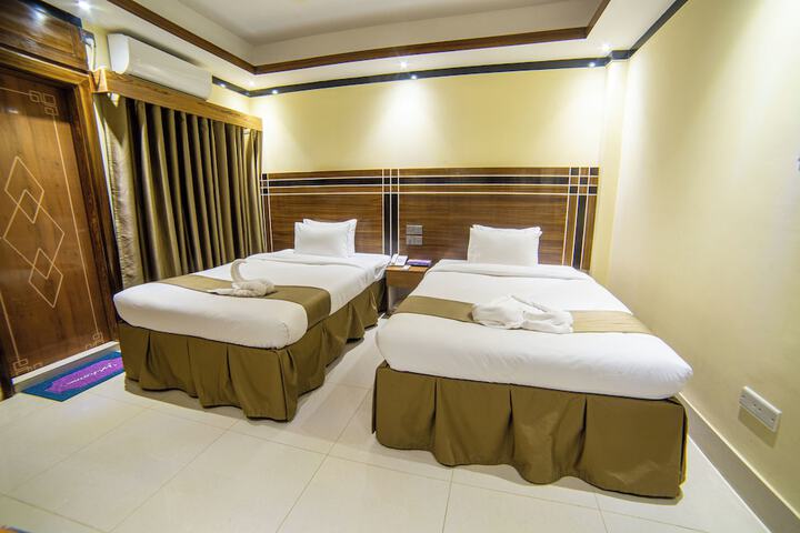 Room 15 of 44
