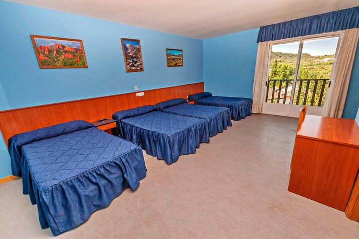 Room 12 of 42