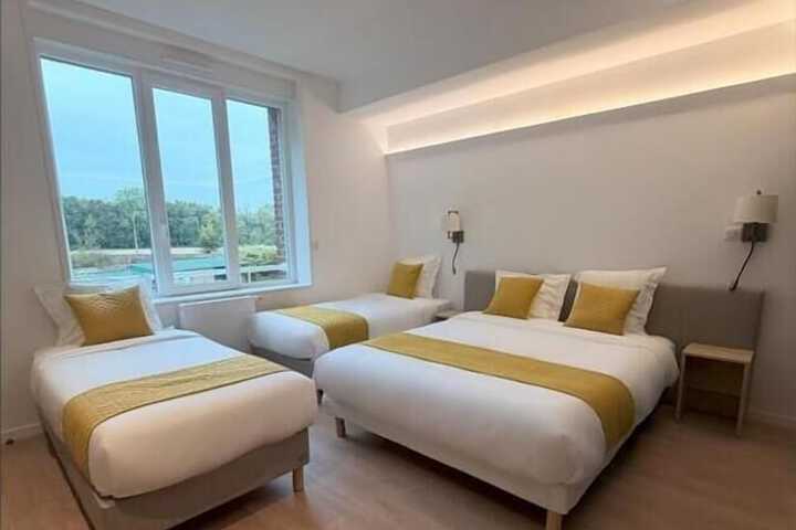 Room 8 of 24