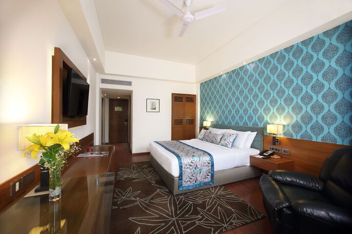 Room 15 of 53