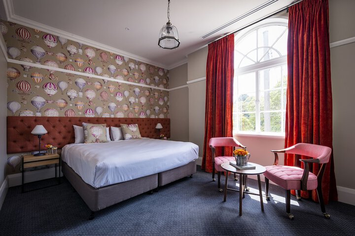 Room 21 of 36