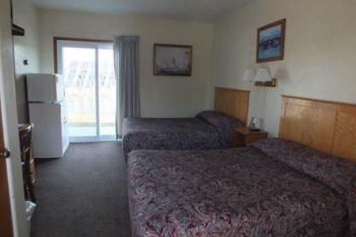 Room 11 of 22