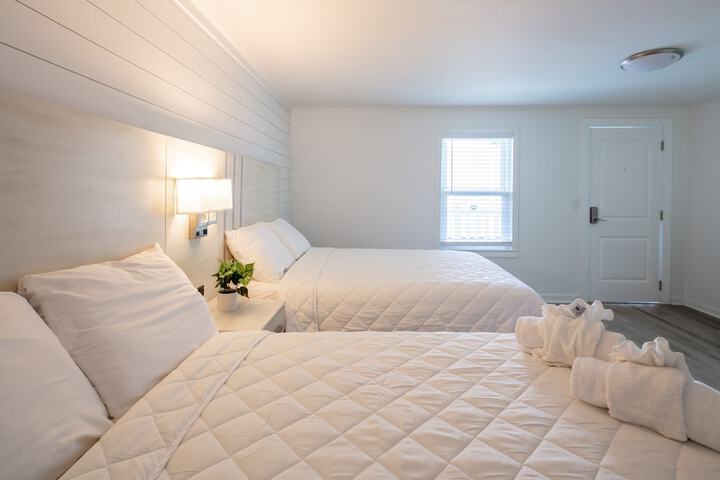 Room 12 of 24