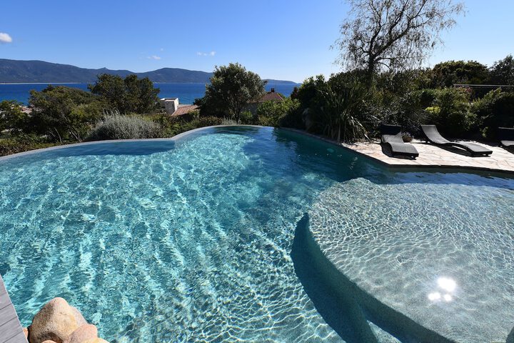 Hotel Pool