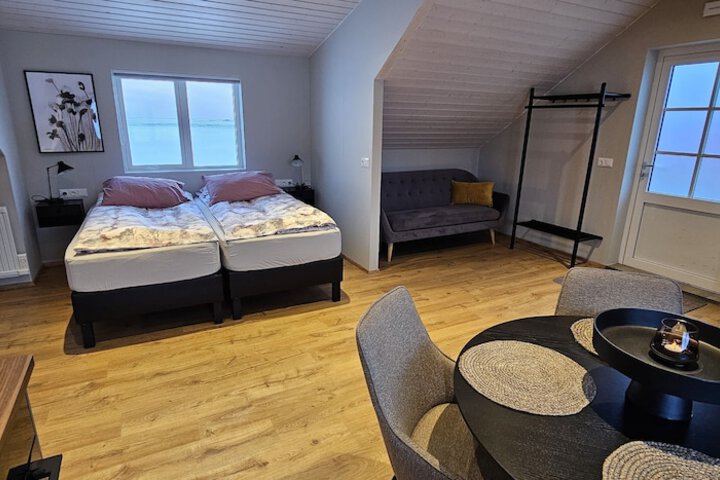 Room 5 of 39