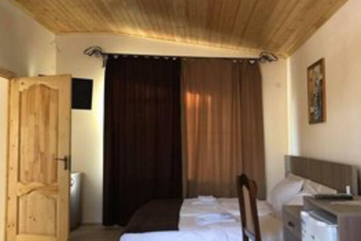 Room 21 of 35