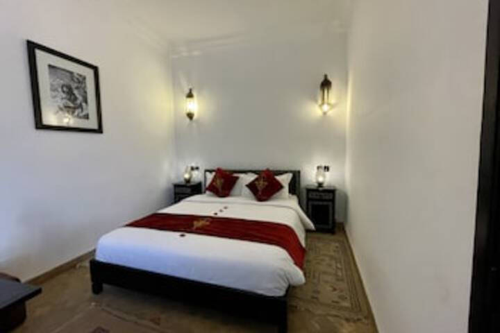 Room 73 of 435