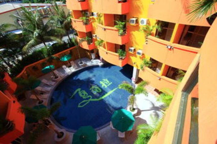 Hotel 2 of 63