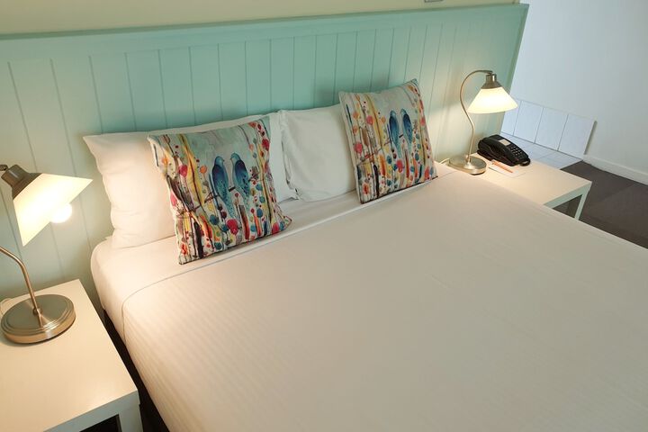 Room 14 of 84