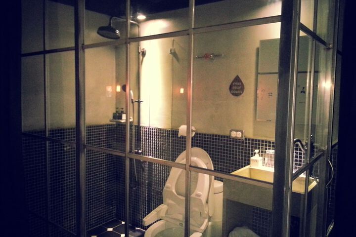 Room 41 of 67
