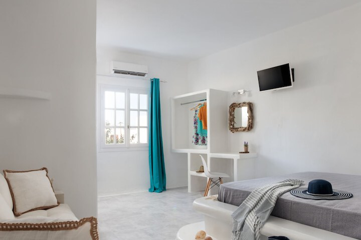 Room 9 of 54