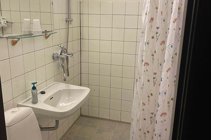 Room 15 of 30