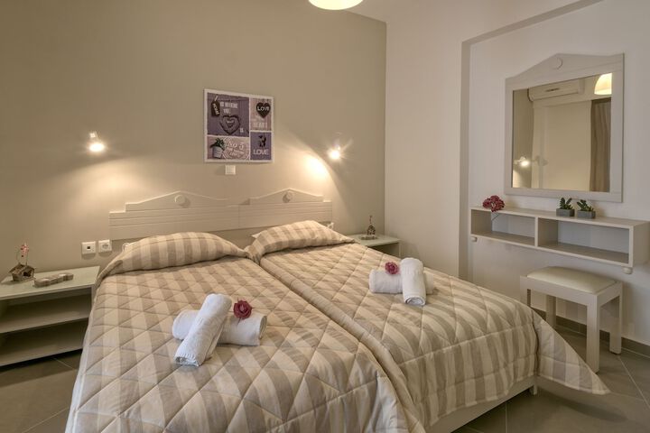 Room 11 of 53