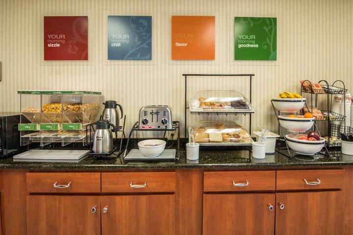 Breakfast area