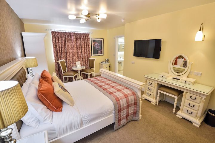 Room 21 of 43
