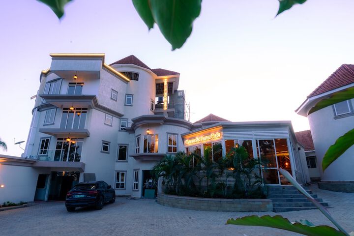 Hotel 71 of 73