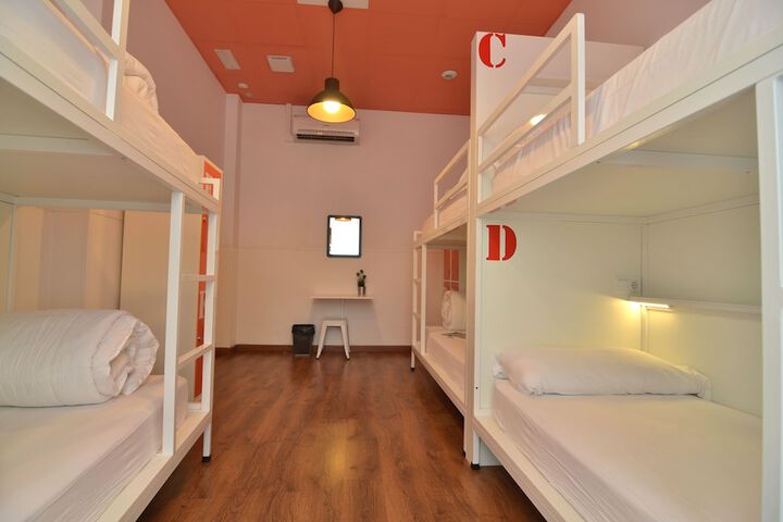 Room 30 of 53