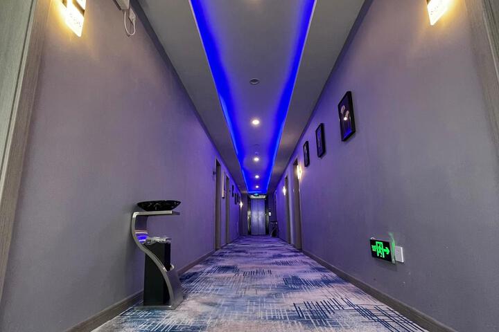 Hotel Interior 12 of 18