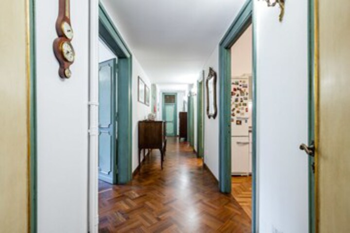 Ballroom/Hall 14 of 24