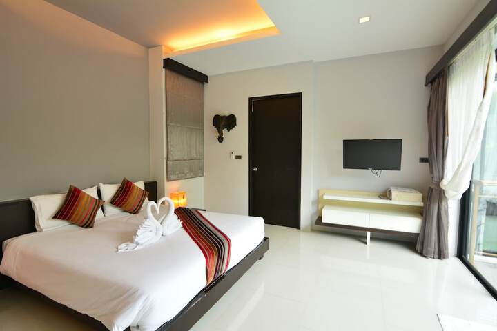 Room 45 of 146